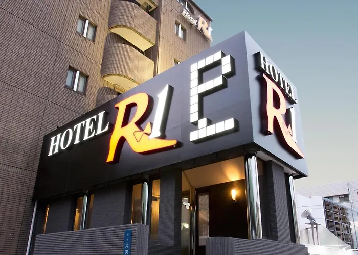 Hotel Route One