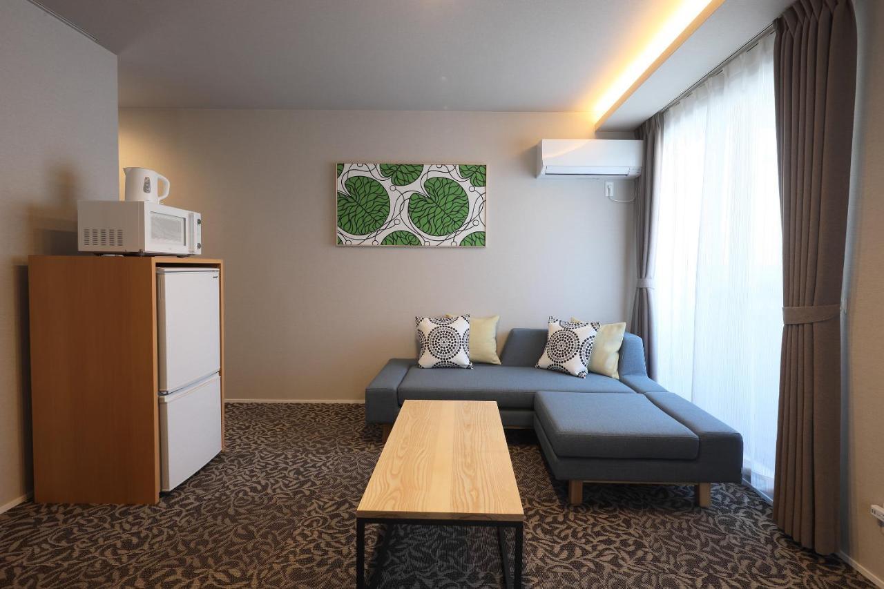 Koti Sopo Universal Bay 2 By Liaison Apartment