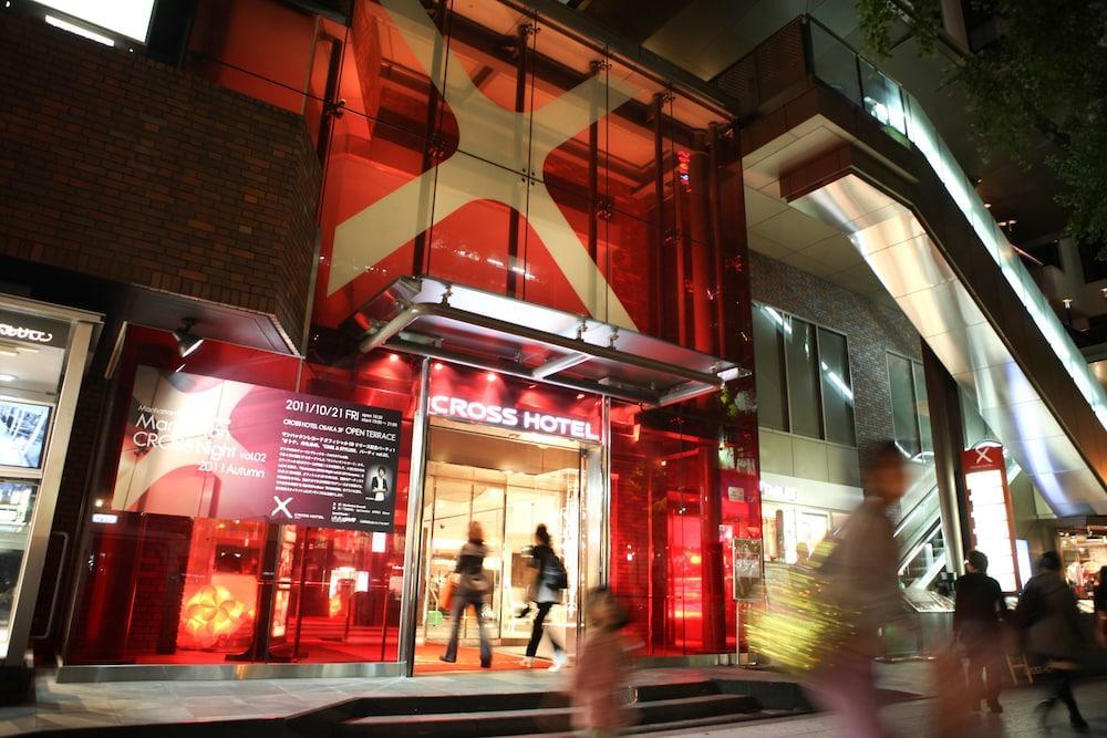 Cross Hotel