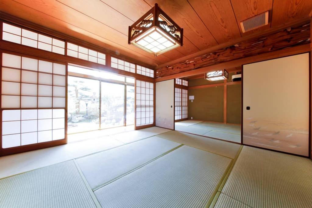 Apartment 遊之宿 ユニバーサル Osaka