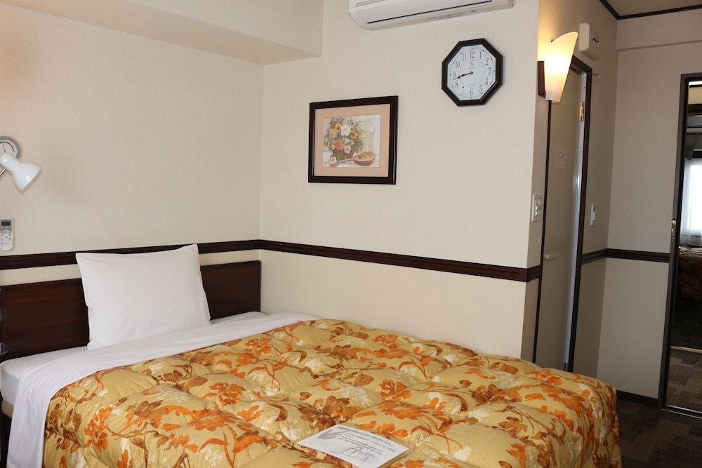 Toyoko Shin-osaka Chuo-guchi Shinkan 3*