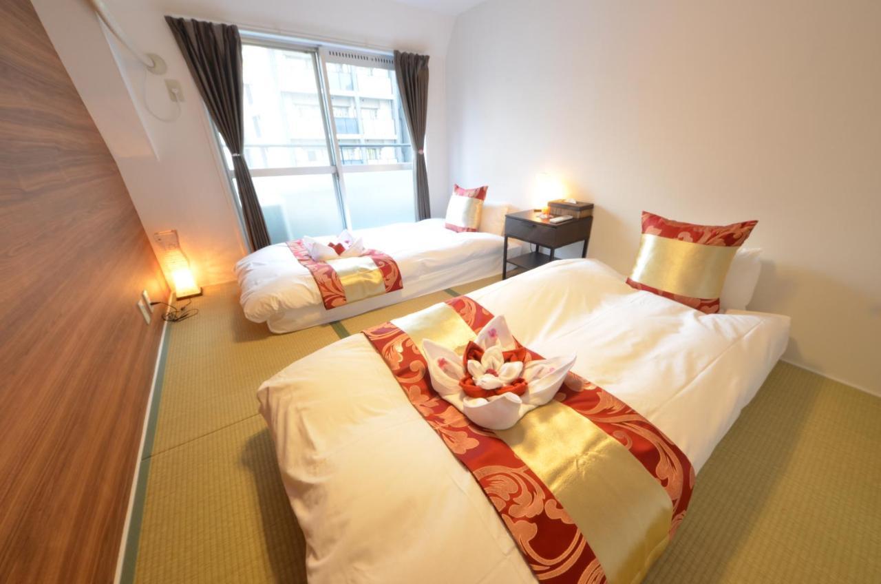 River Side Namba 800 Apartment *