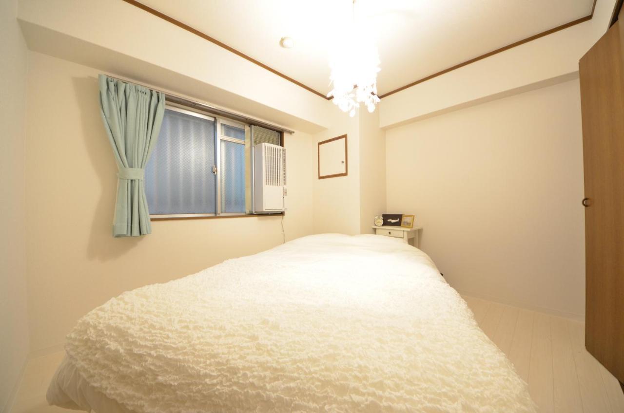 River Side Namba 201 Apartment *