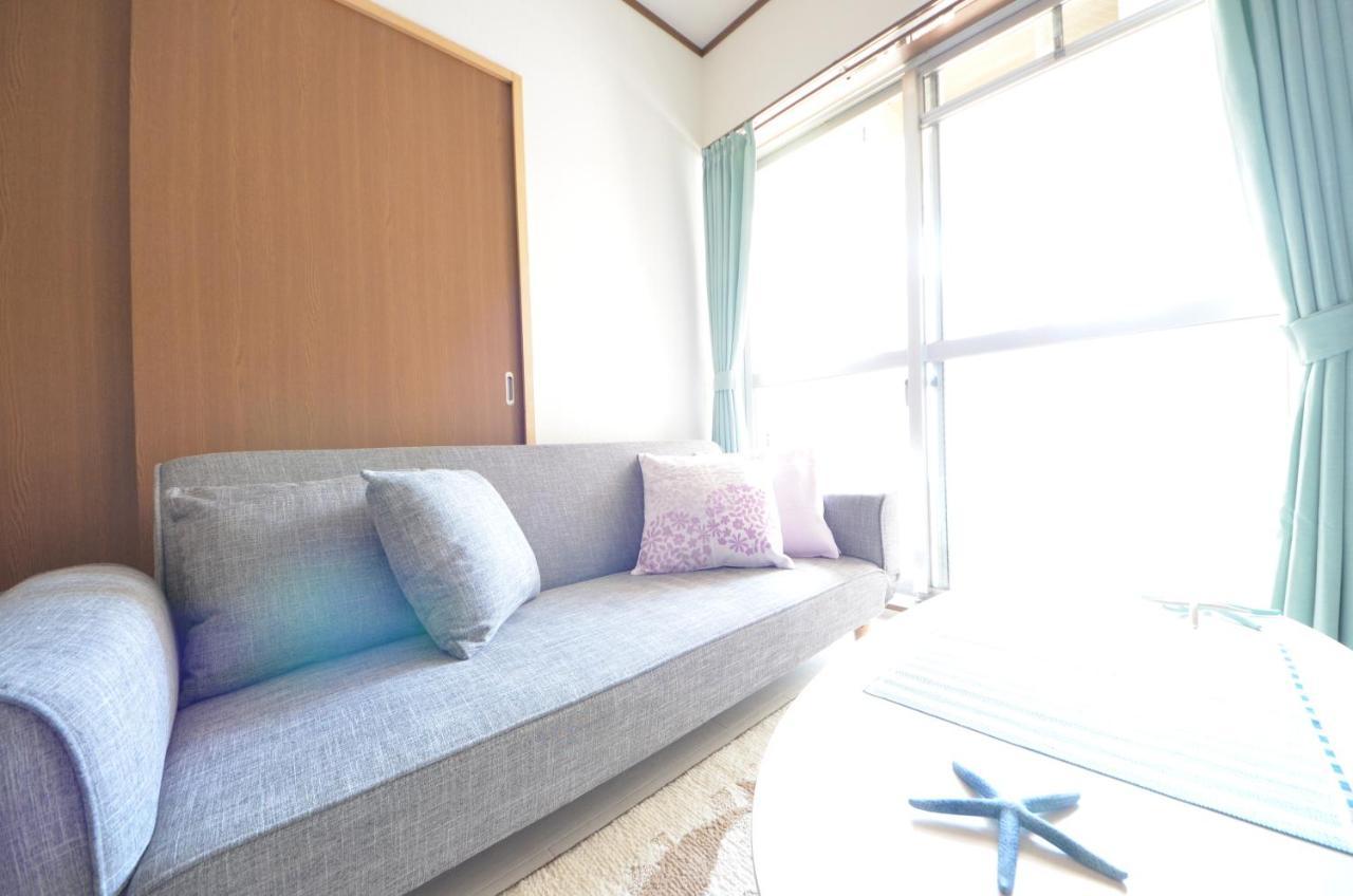 Apartment River Side Namba 201