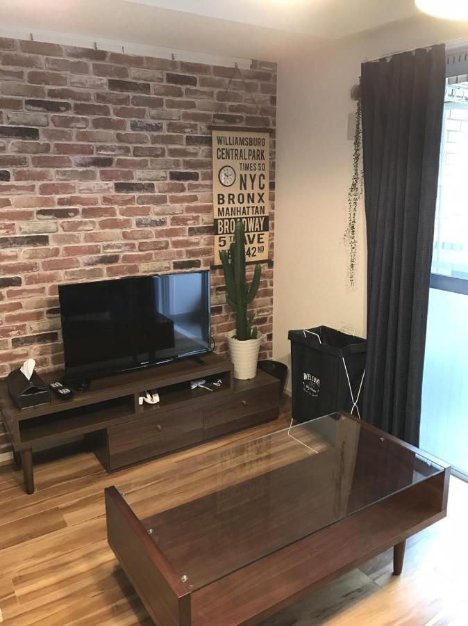 River Side Namba 400 Apartment *