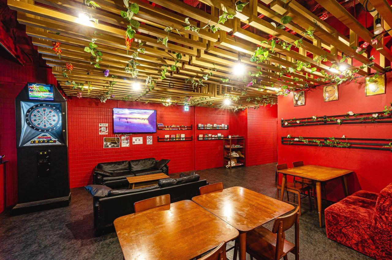 Khaosan World Namba Hostel *