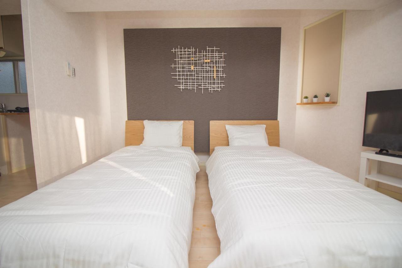 Apartment J-lumina 201 *