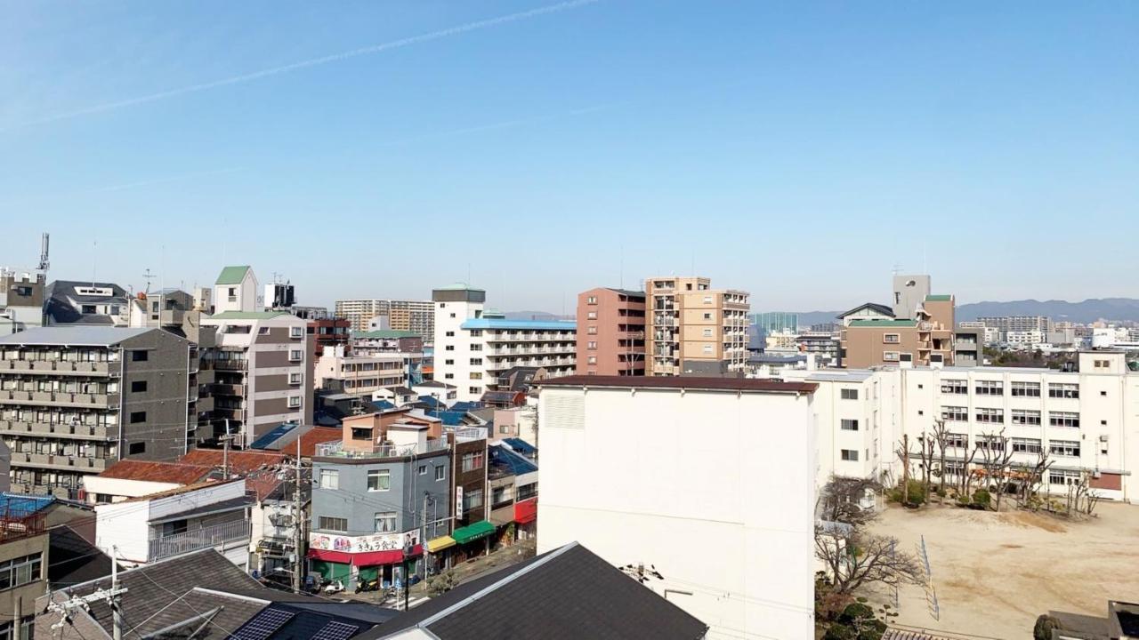 Apartment @rlis_house新大阪北 Osaka