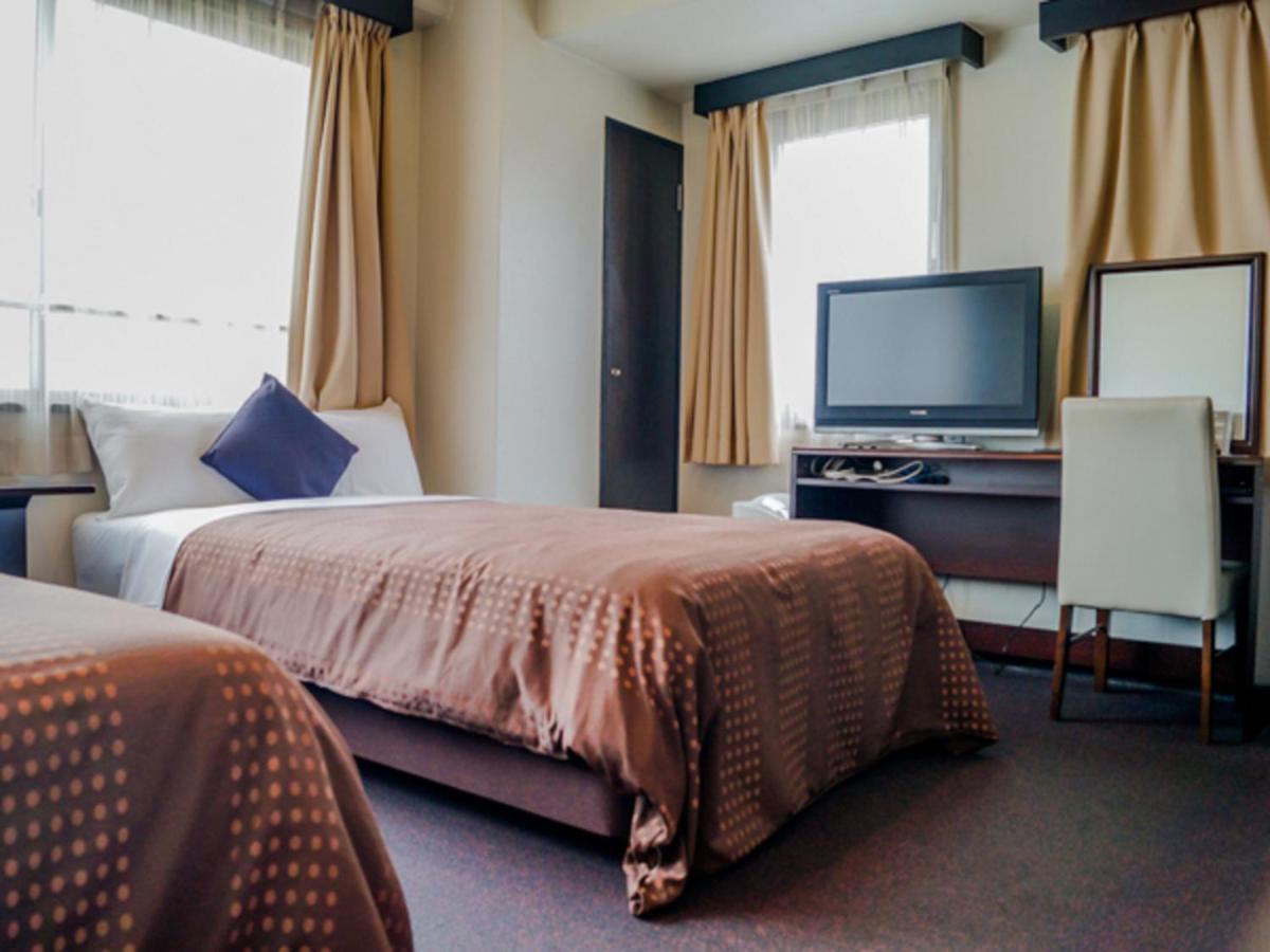 Livemax Budget Umeda Hotel 2*