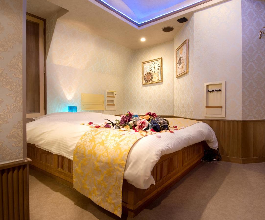 Namba Little Chapel (adults Only) Love hotel
