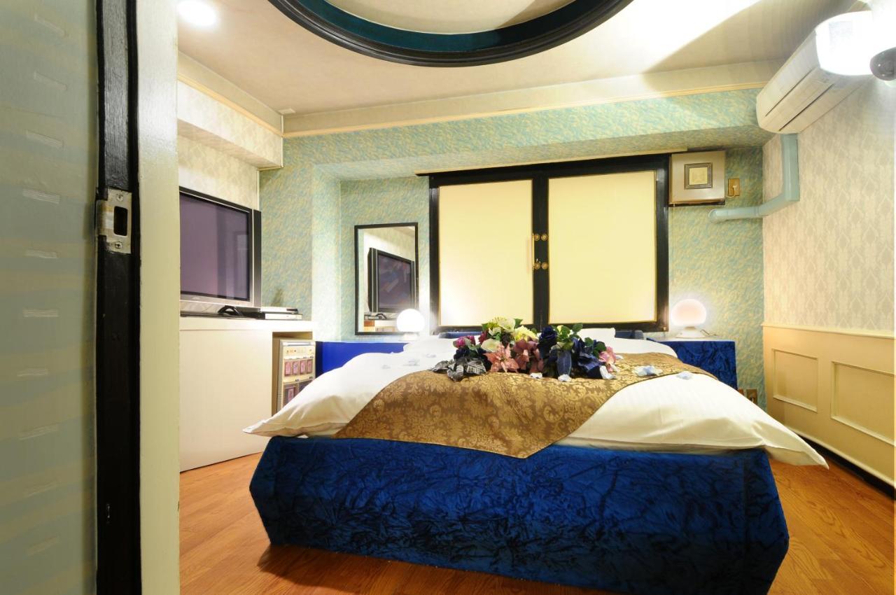 Namba Alpha (adults Only) Hotel do amor 2*