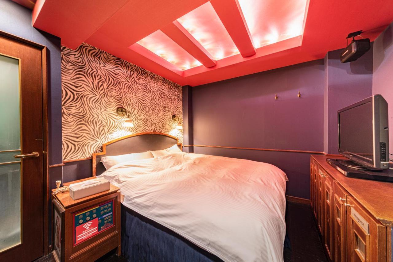 Nihonbashi Little Chapel Christmas (adults Only) Love hotel