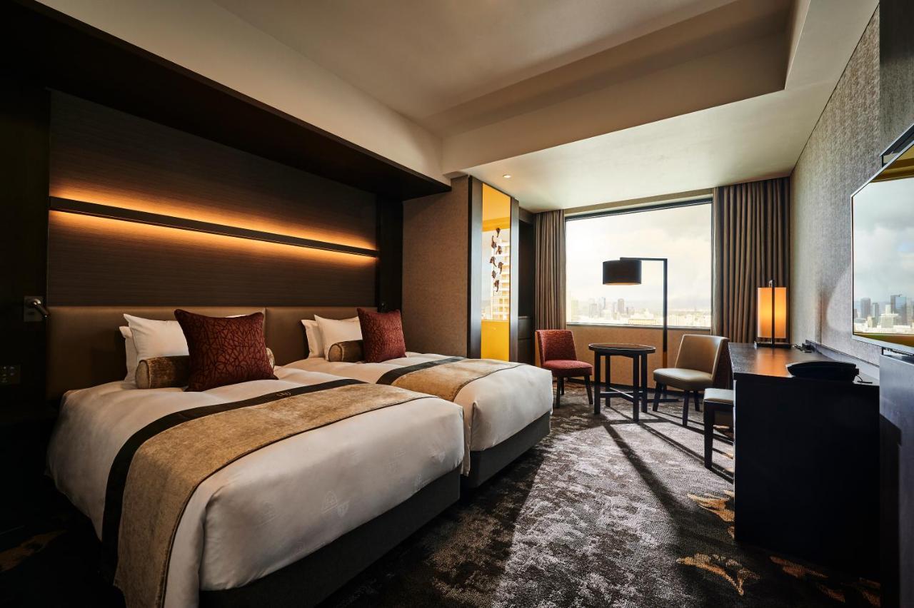 The Royal Park Iconic Midosuji Hotel