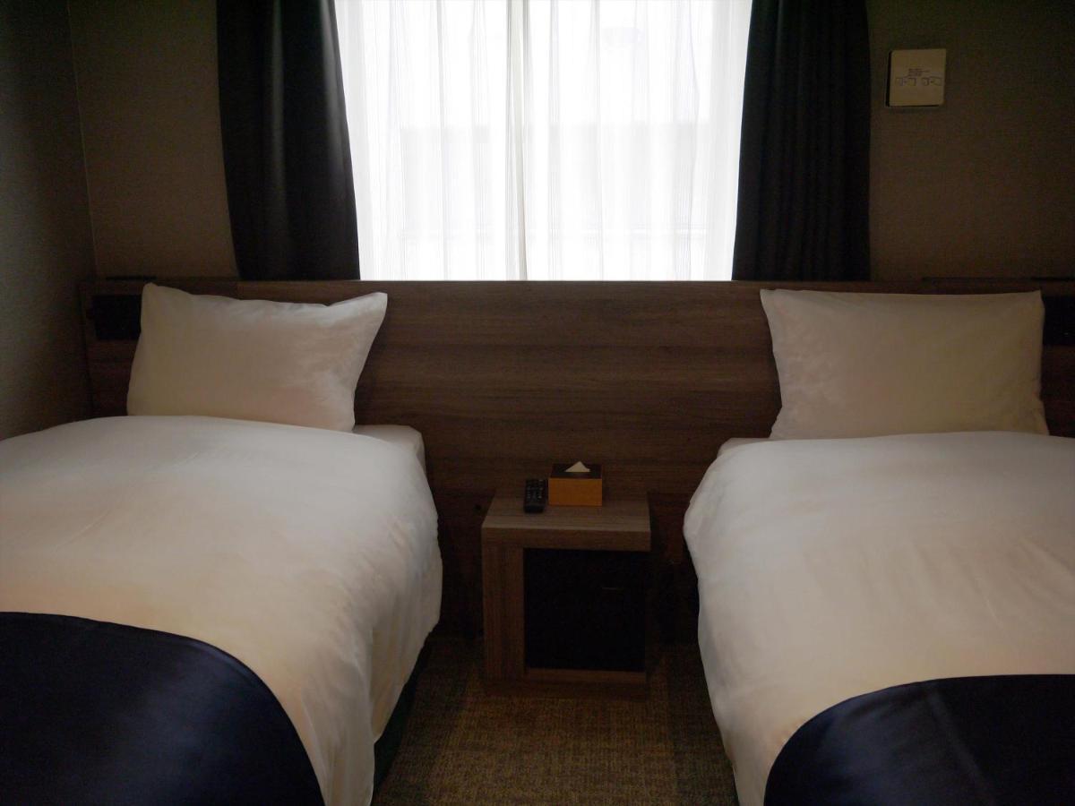 Western Fino Shinsaibashi 3*