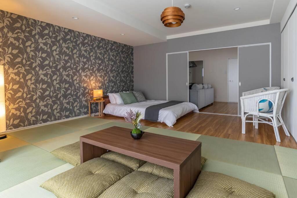 Mido Elphan Building 8 * Osaka