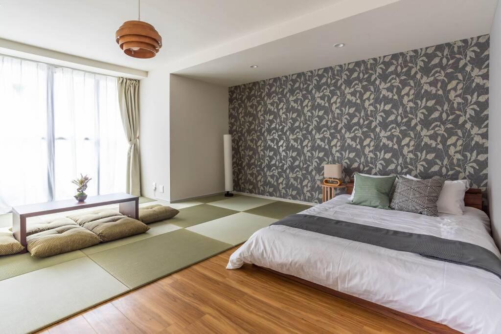 Mido Elphan Building 8 * Osaka