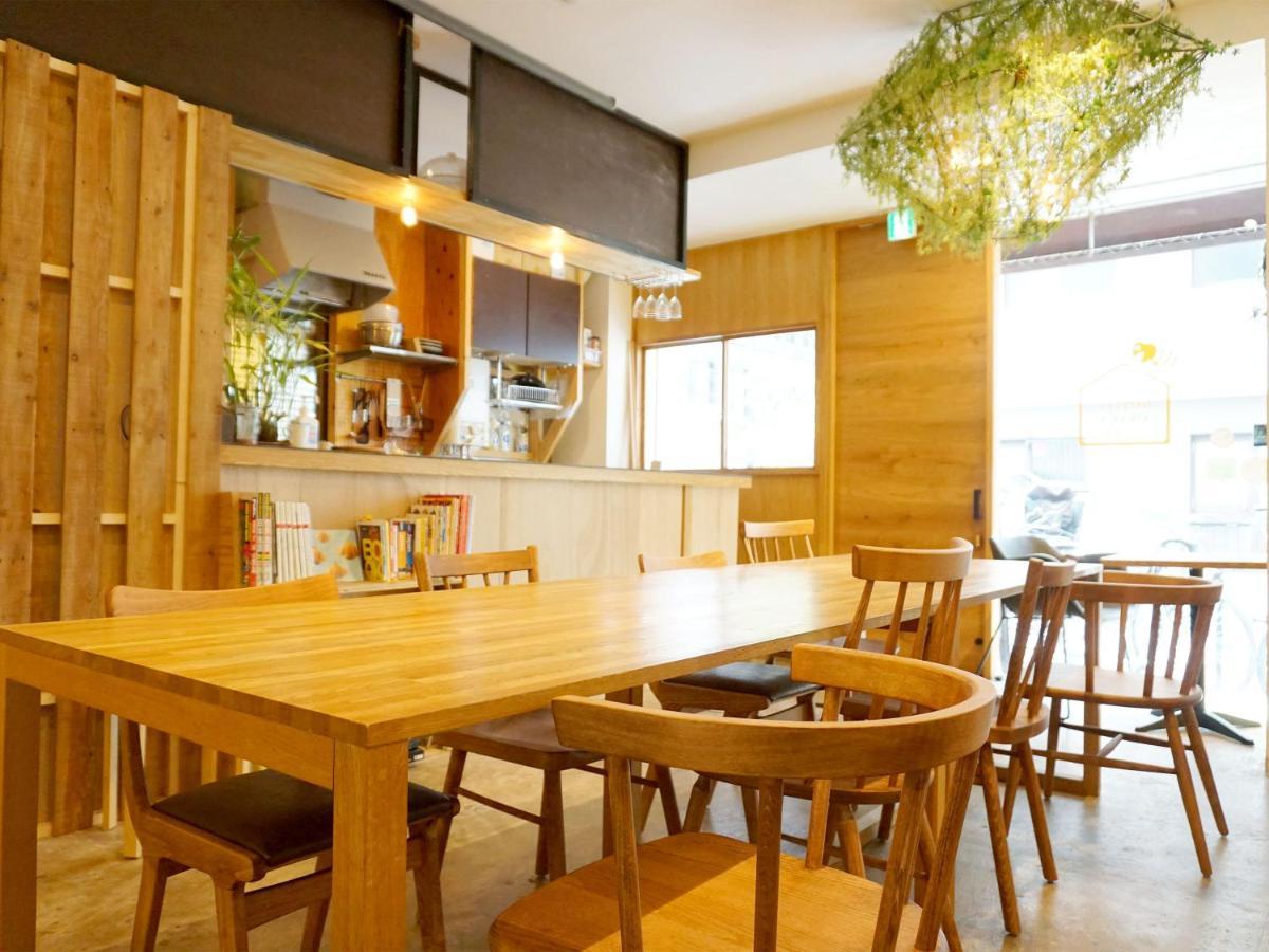 Guest house Beehive Osaka