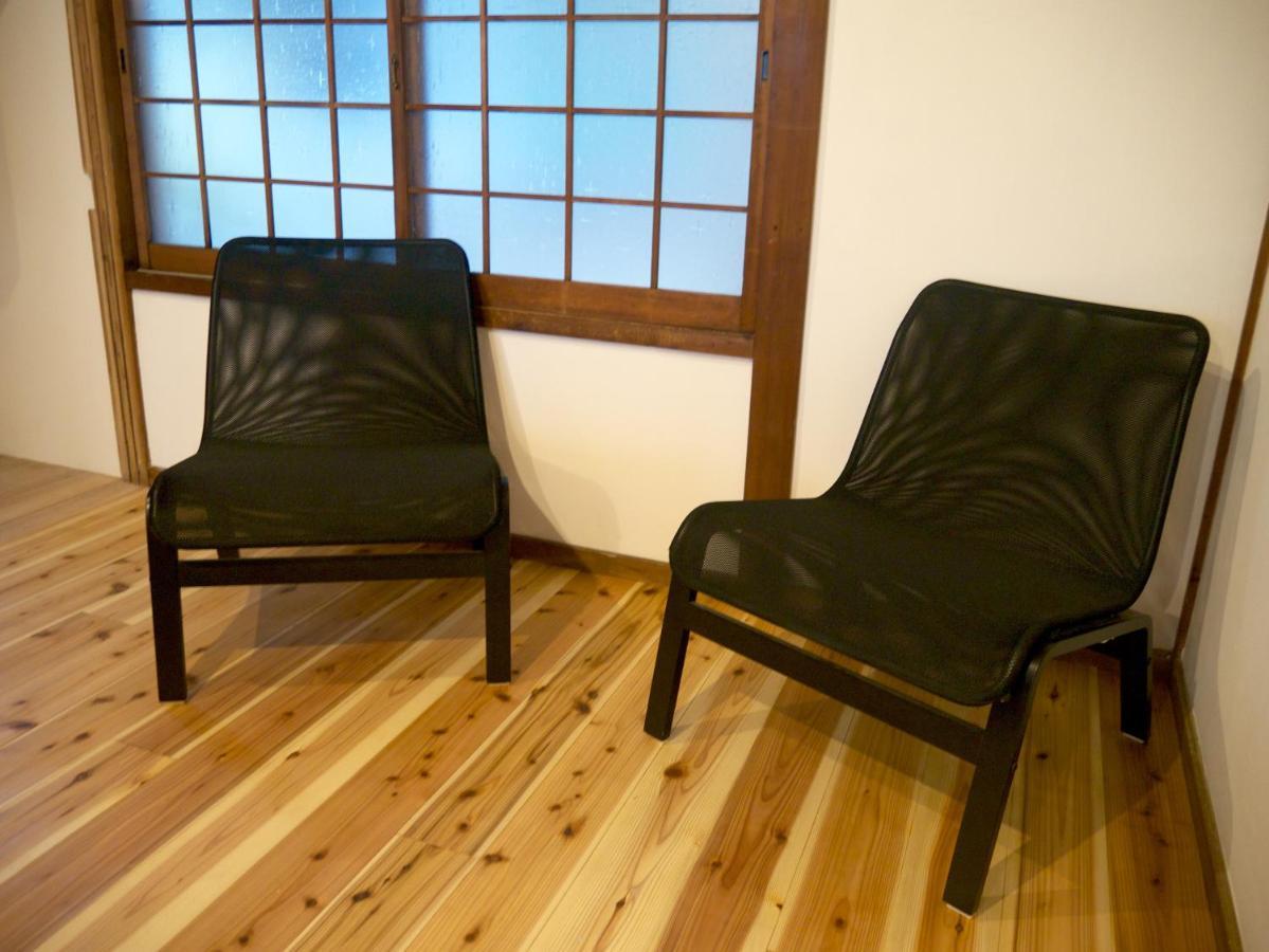 Jetty Apartment *