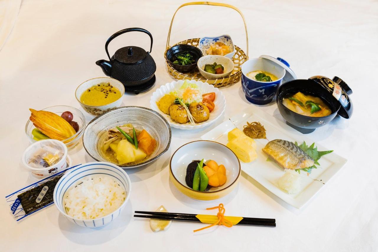 Hotel The Bridge Shinsaibashi 4*