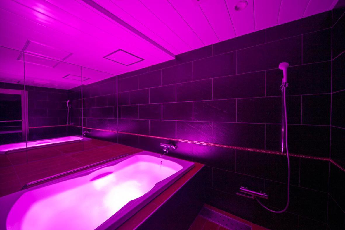 Noah Grande (adults Only) Love hotel