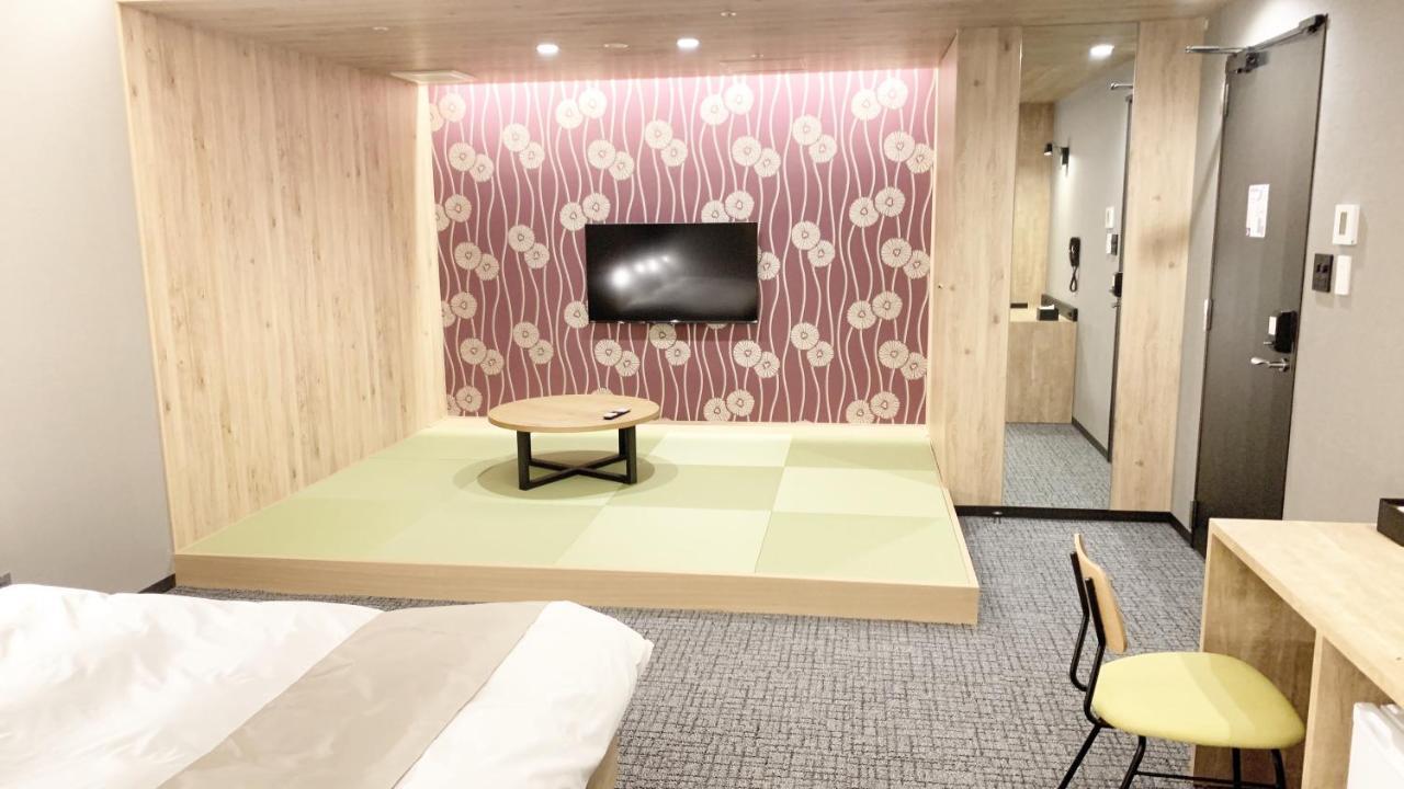 First Midosuji Namba Capsule hotel Osaka