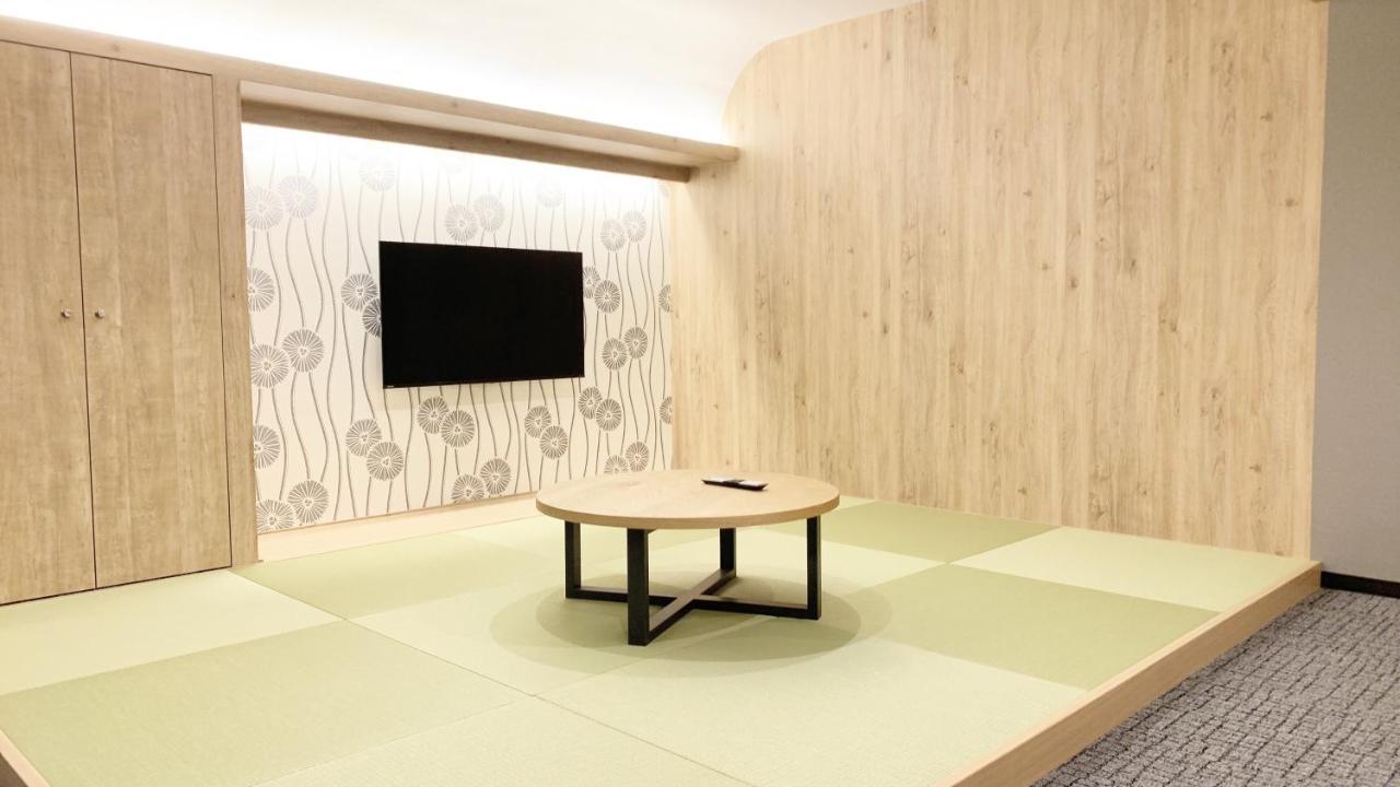 First Midosuji Namba Capsule hotel Osaka