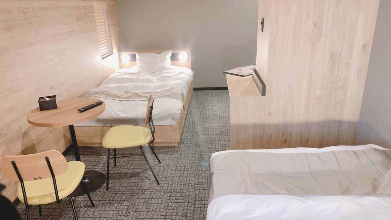 Capsule hotel First Midosuji Namba Osaka