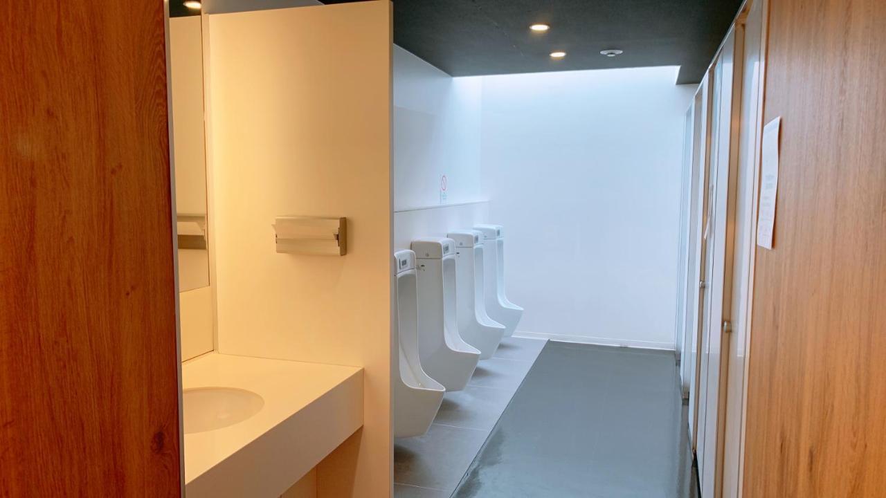 Capsule hotel First Midosuji Namba