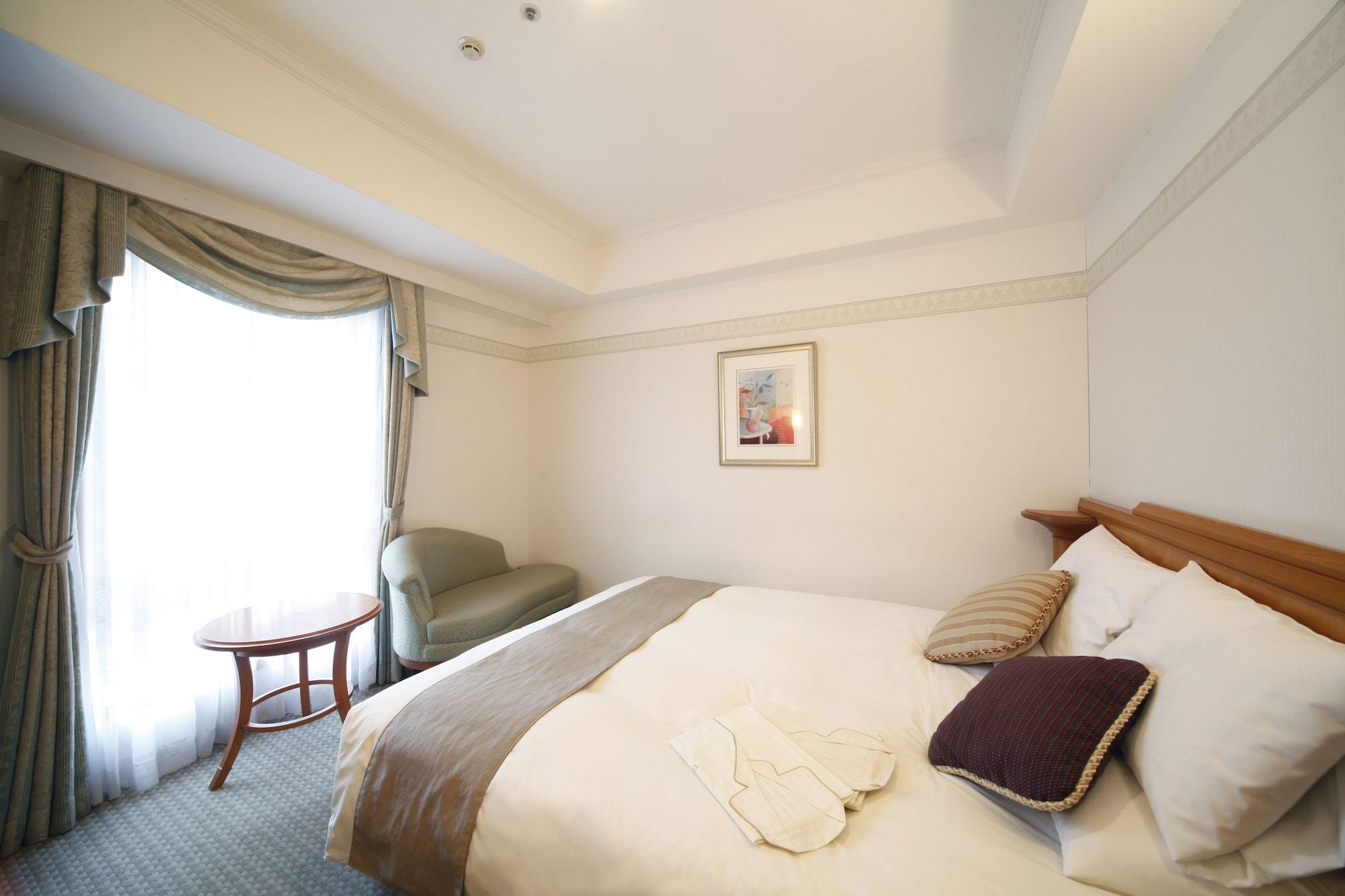 Koko Shinsaibashi 4* Osaka