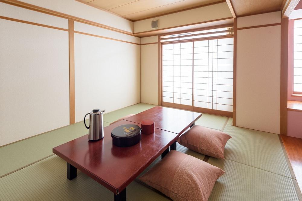 Ryokan Yamatoya Honten