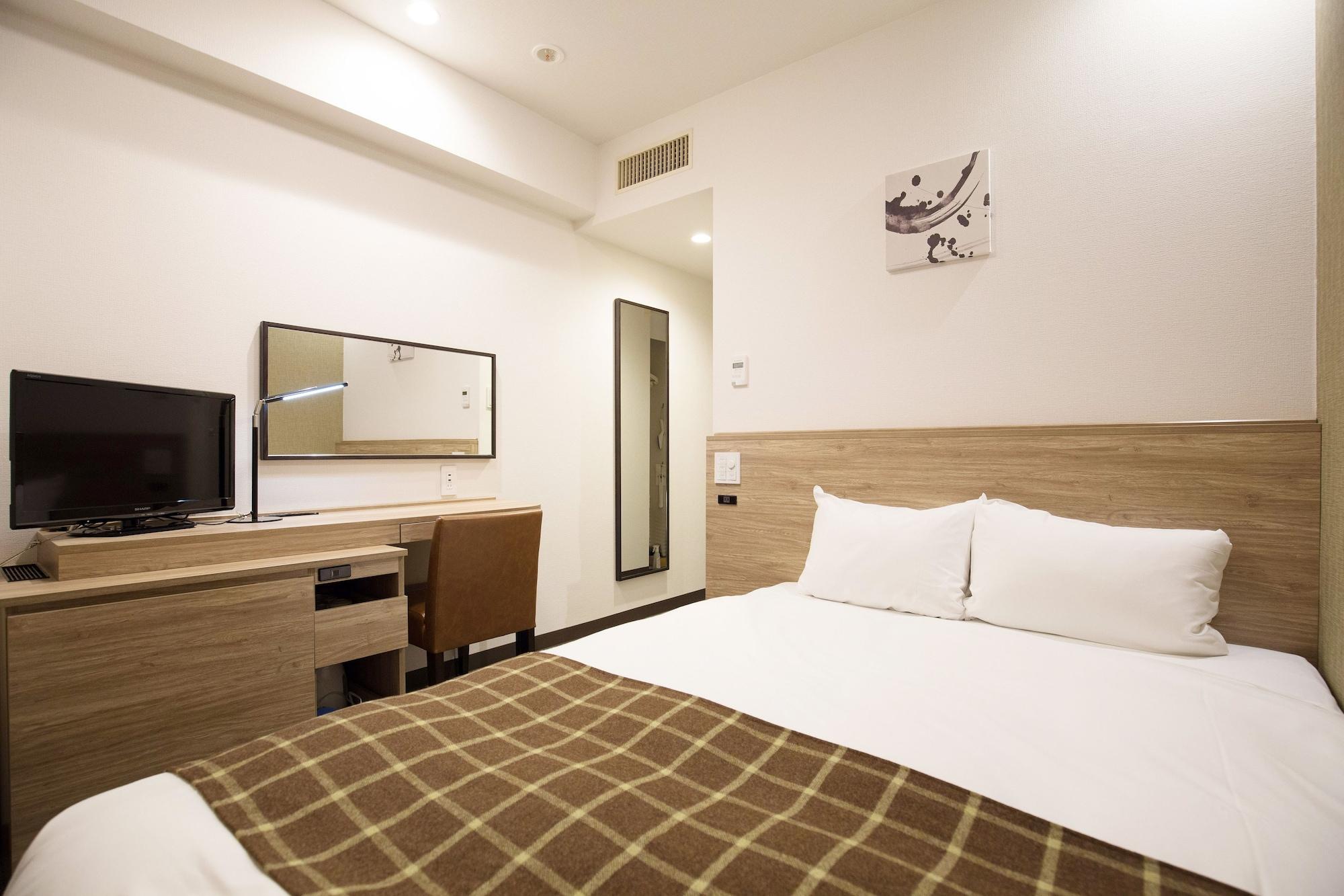 Hotel Nest Shinsaibashi 3*