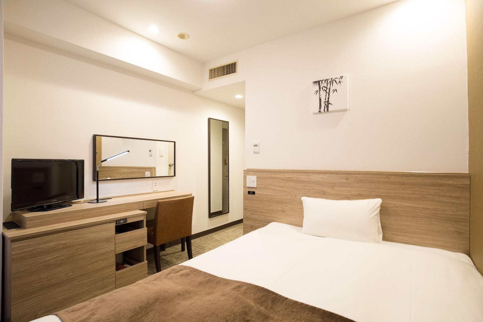 Hotel Nest Shinsaibashi 3*