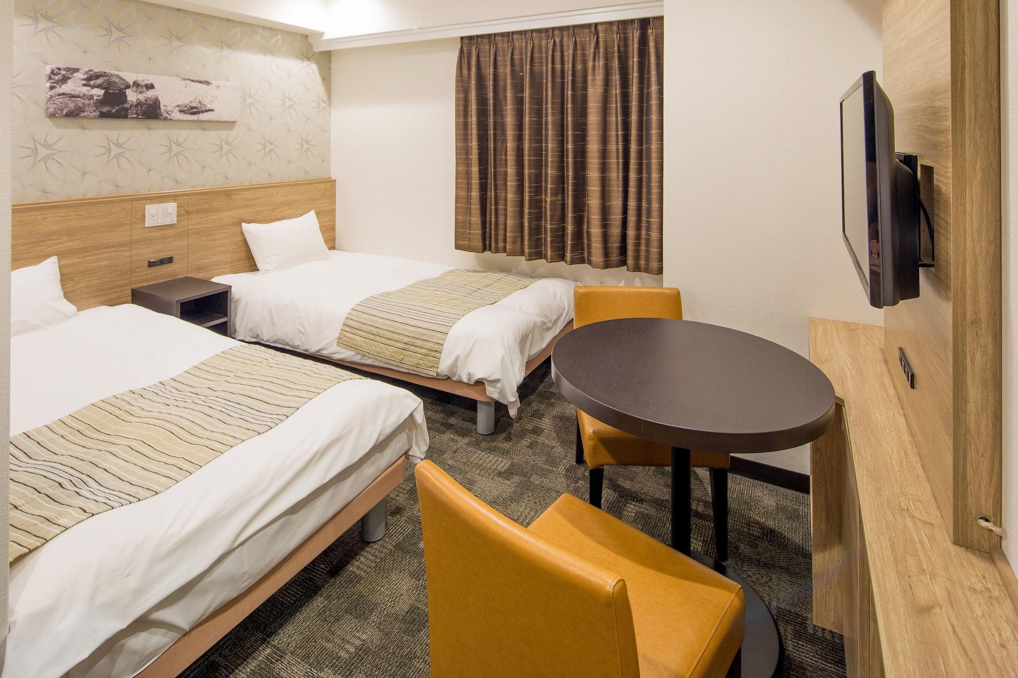 Hotel Nest Shinsaibashi 3*
