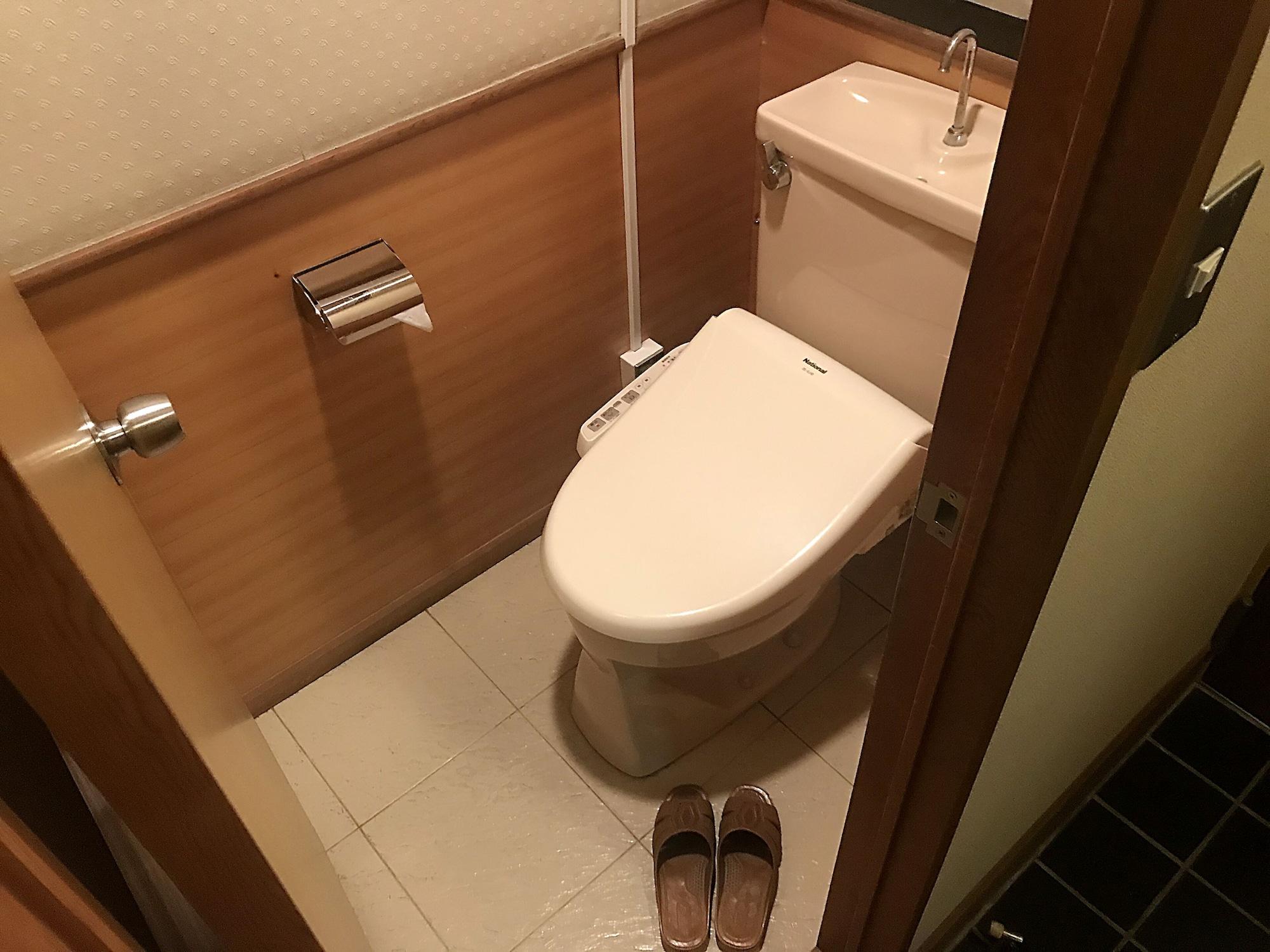 Kuramoto 3*