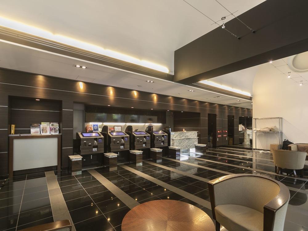 Apa Yodoyabashi Ekimae Hotel 3*
