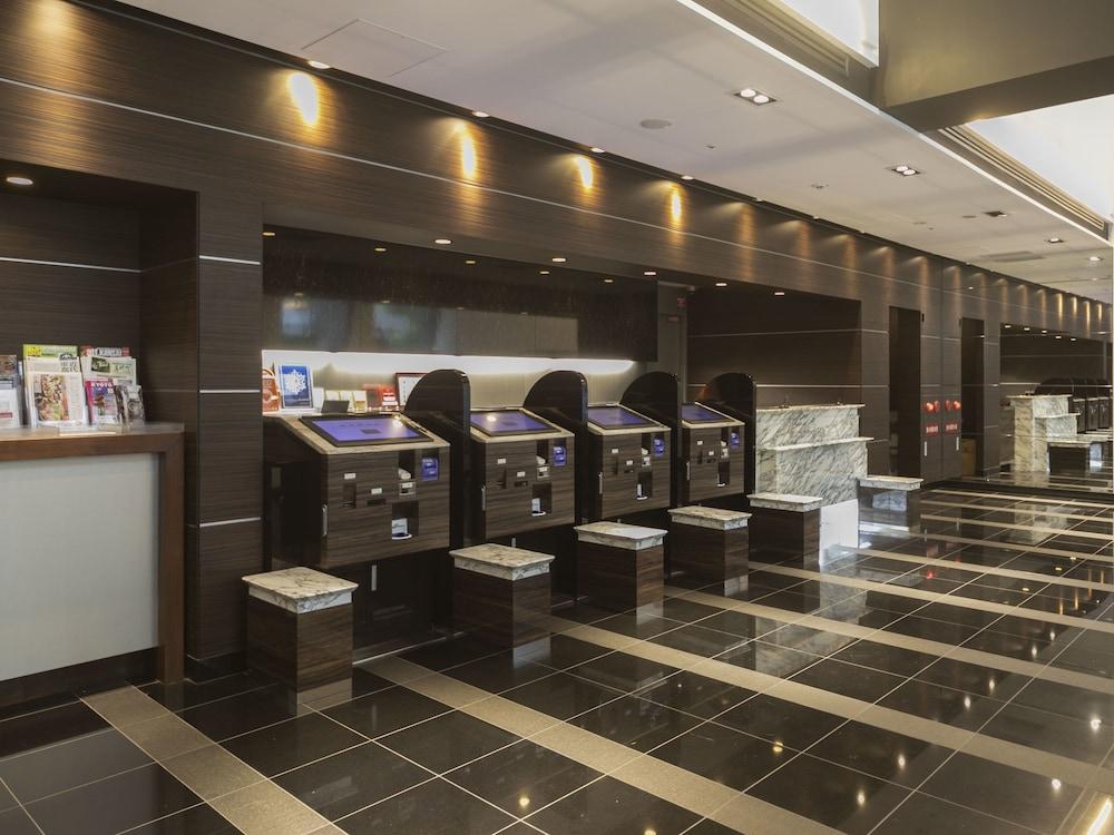 Apa Yodoyabashi Ekimae Hotel Osaka