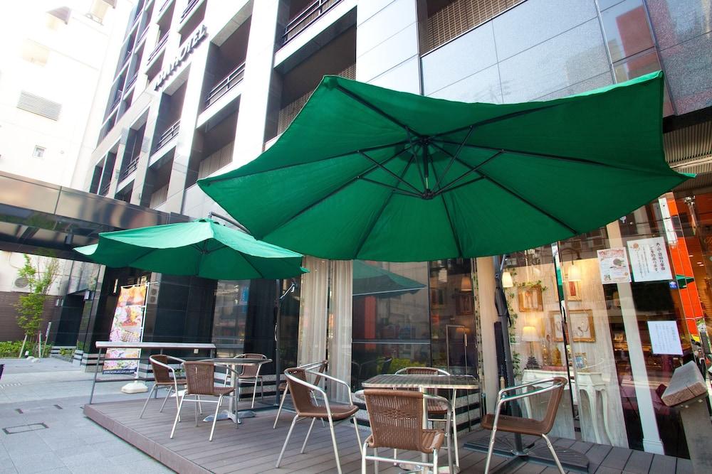 Apa Namba Shinsaibashi Hotel