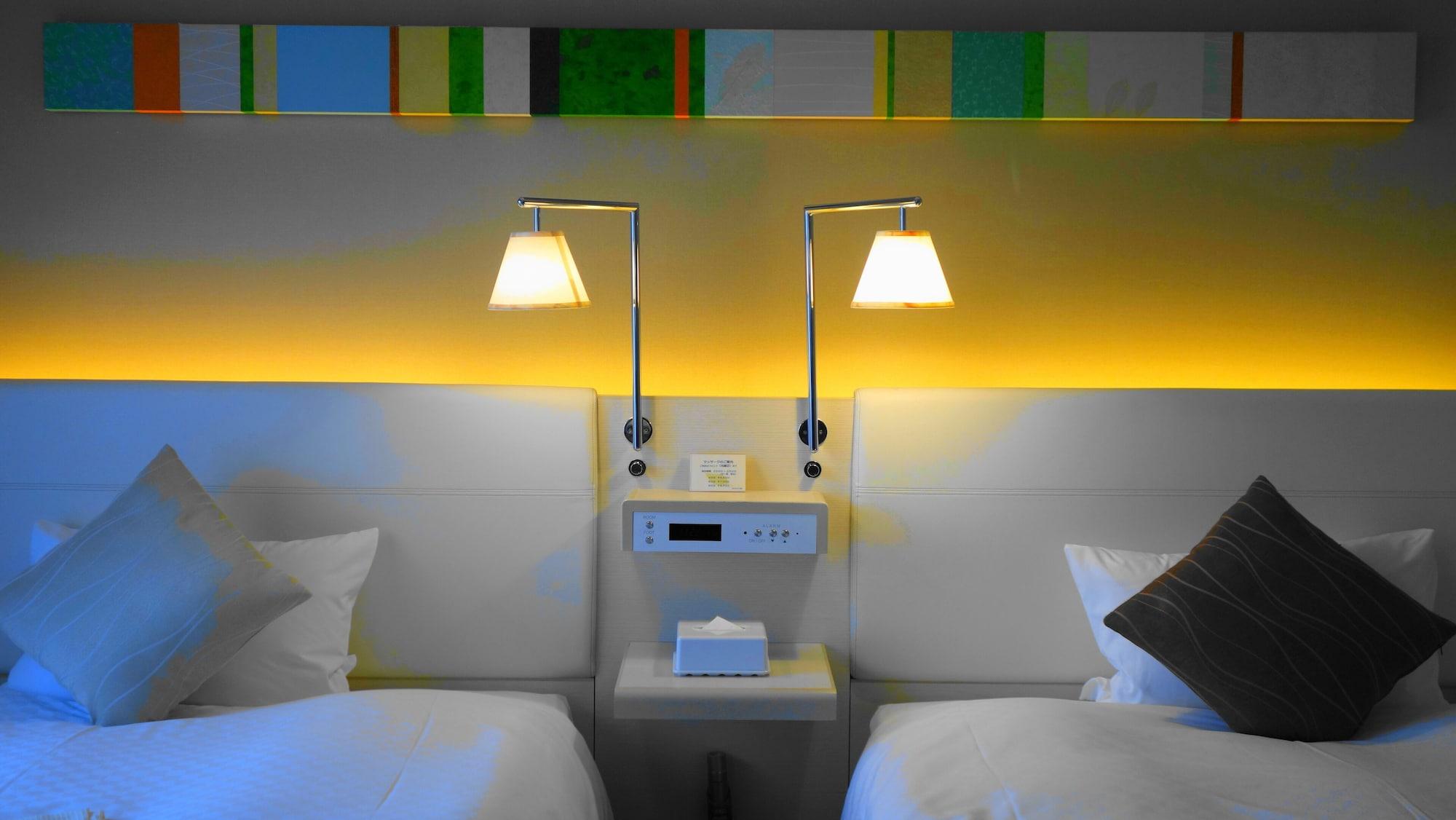 Plaza 4* Osaka