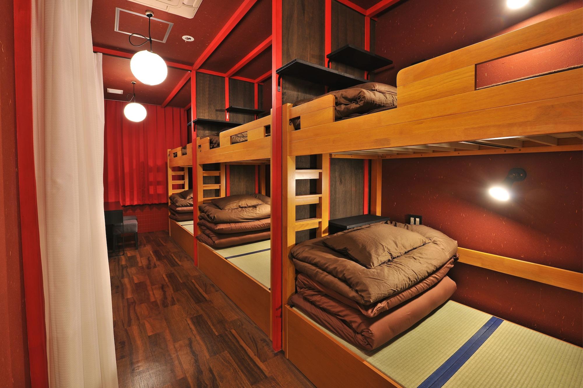Hostel Khaosan World Namba *