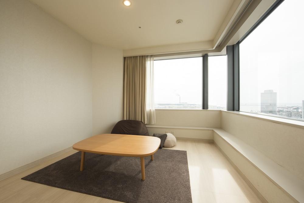 Hotel Fukuracia Osaka-bay 3*