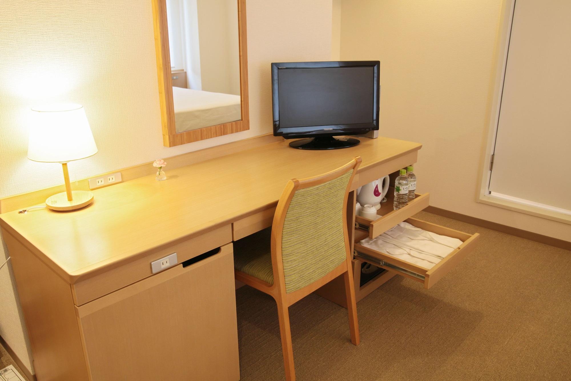 Hotel Shin-osaka Station