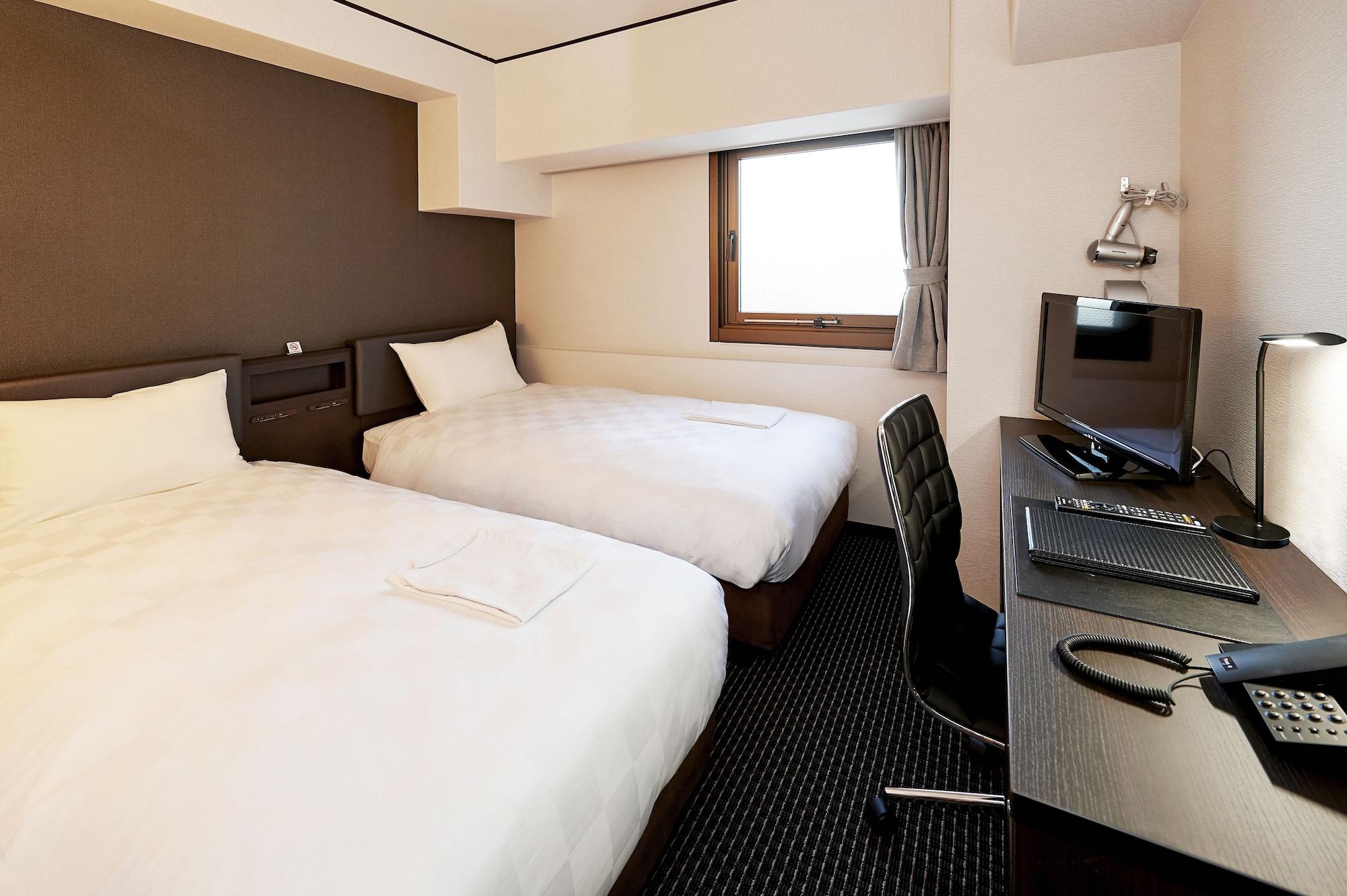 Consort Shin-osaka Hotel