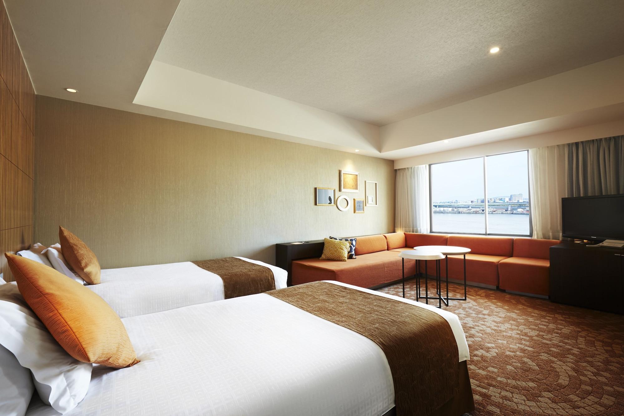 Hotel Universal Port 4*