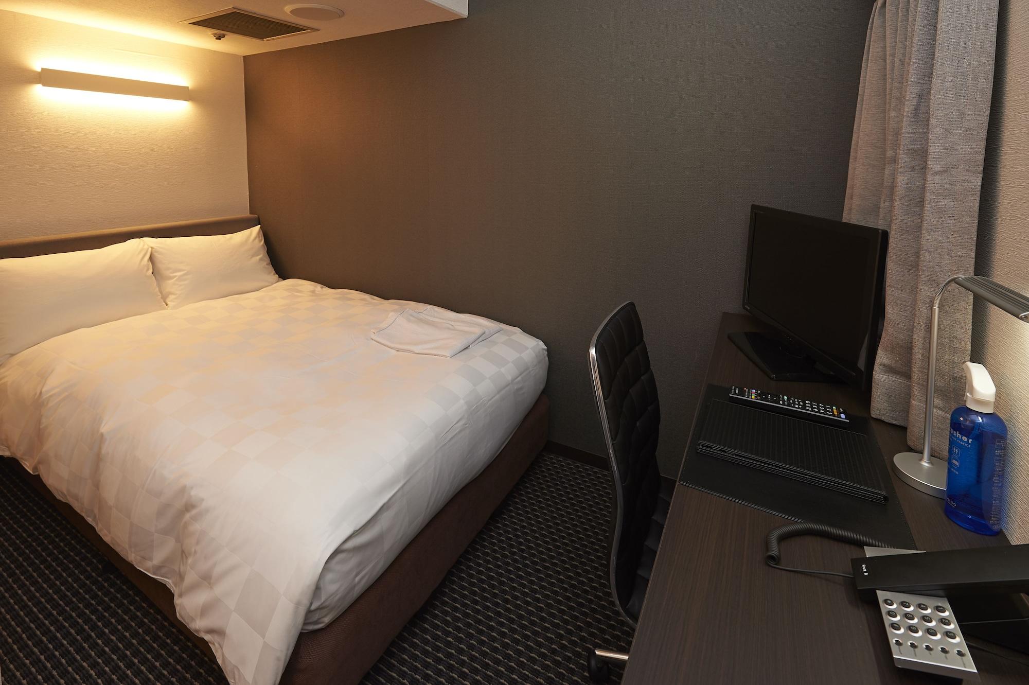 Hotel Consort Shin-osaka 4*