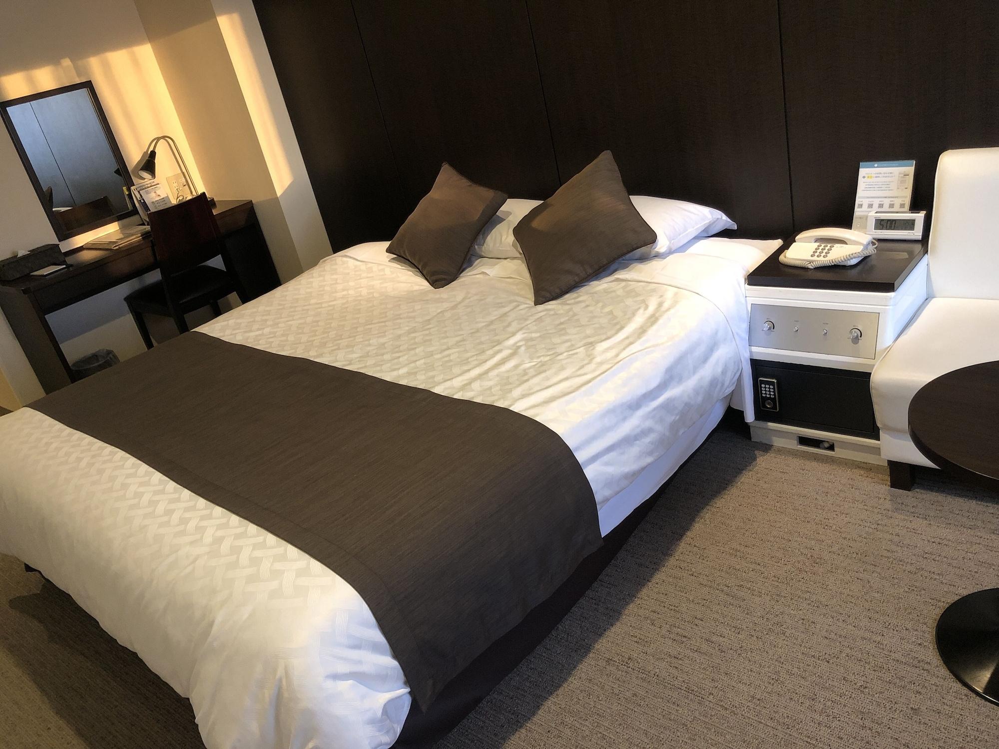 Plaza Hotel Osaka