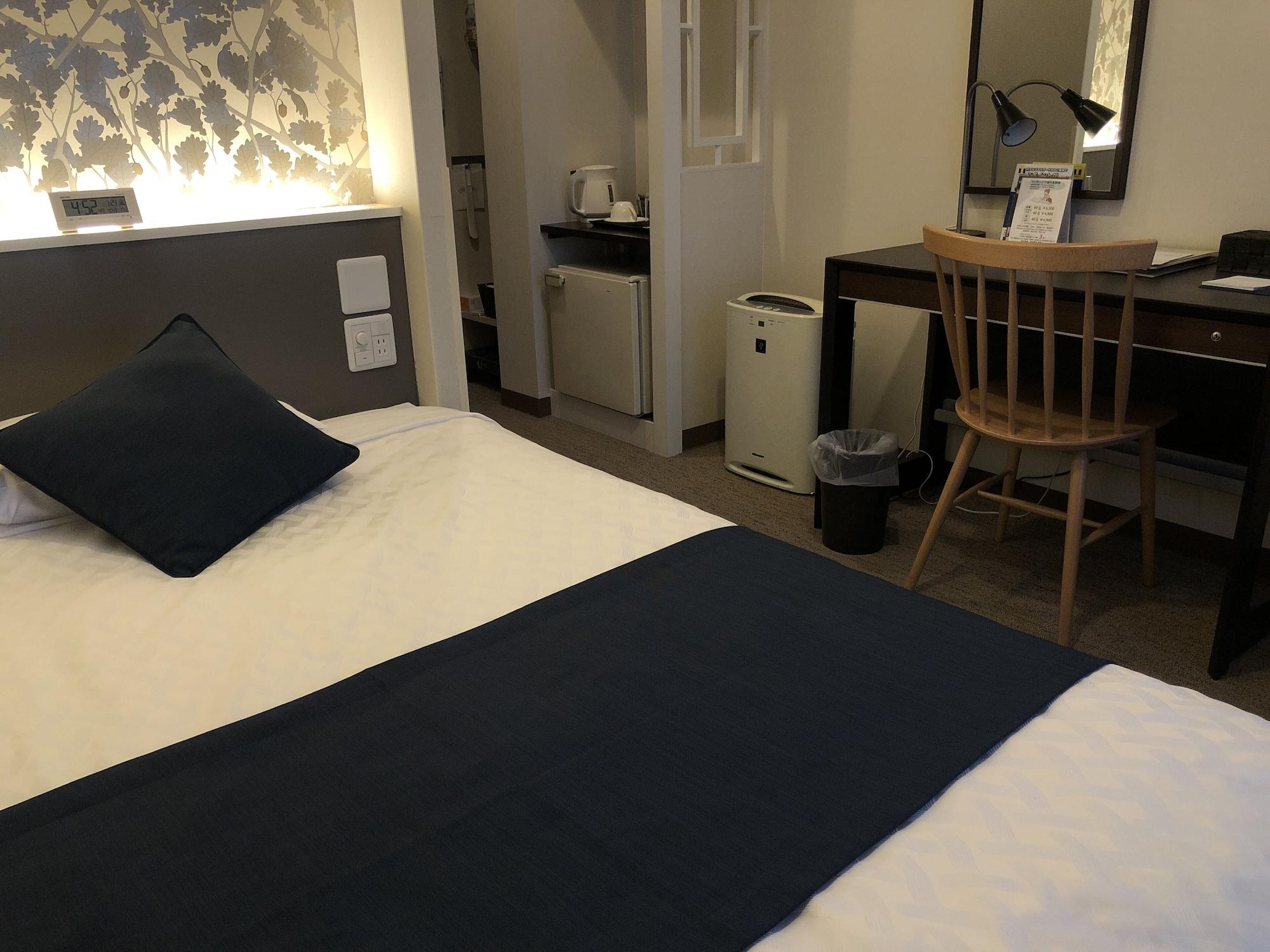 Plaza Hotel Osaka