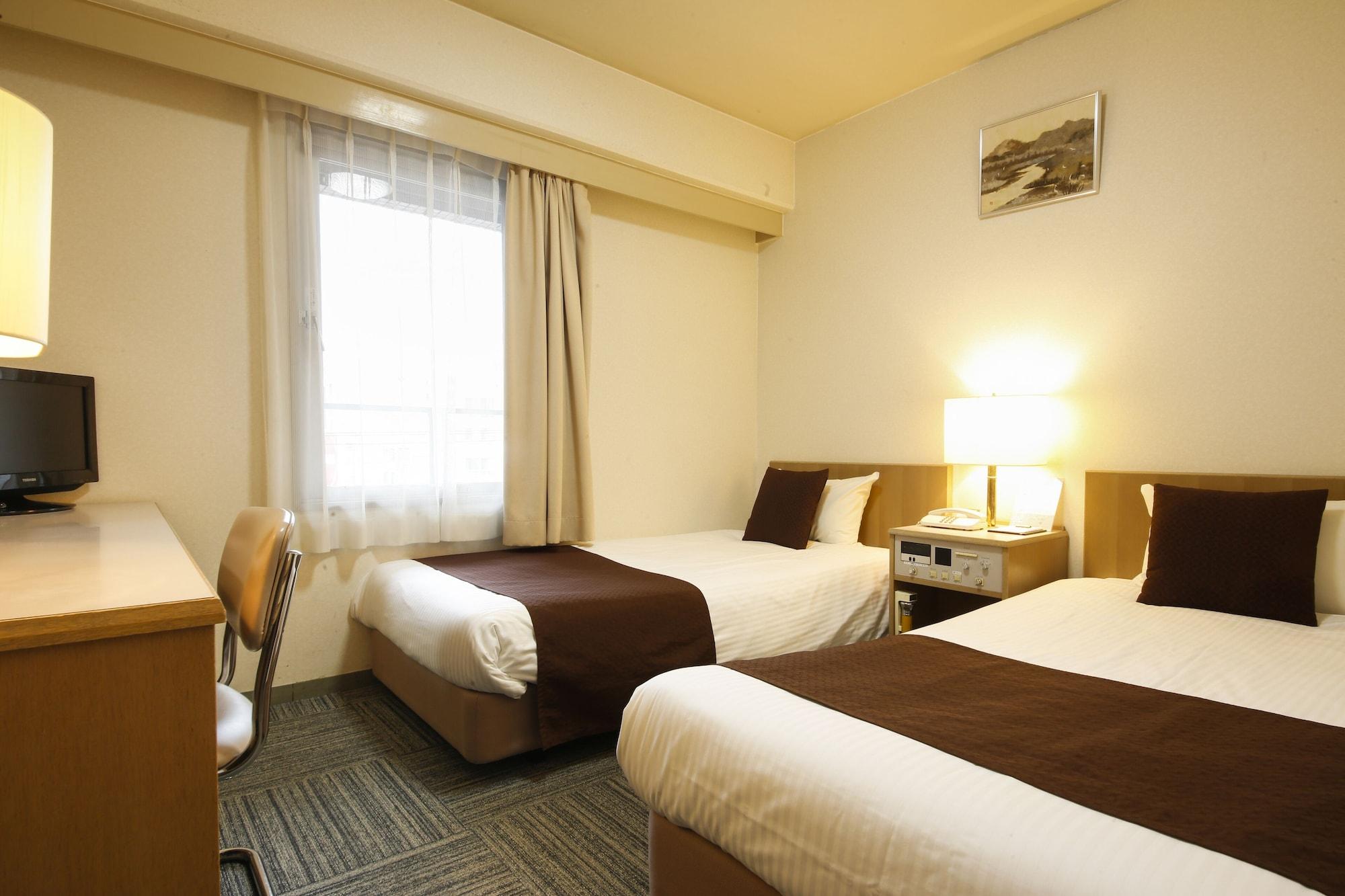 Hotel Shin-osaka Sunny Stone 3*