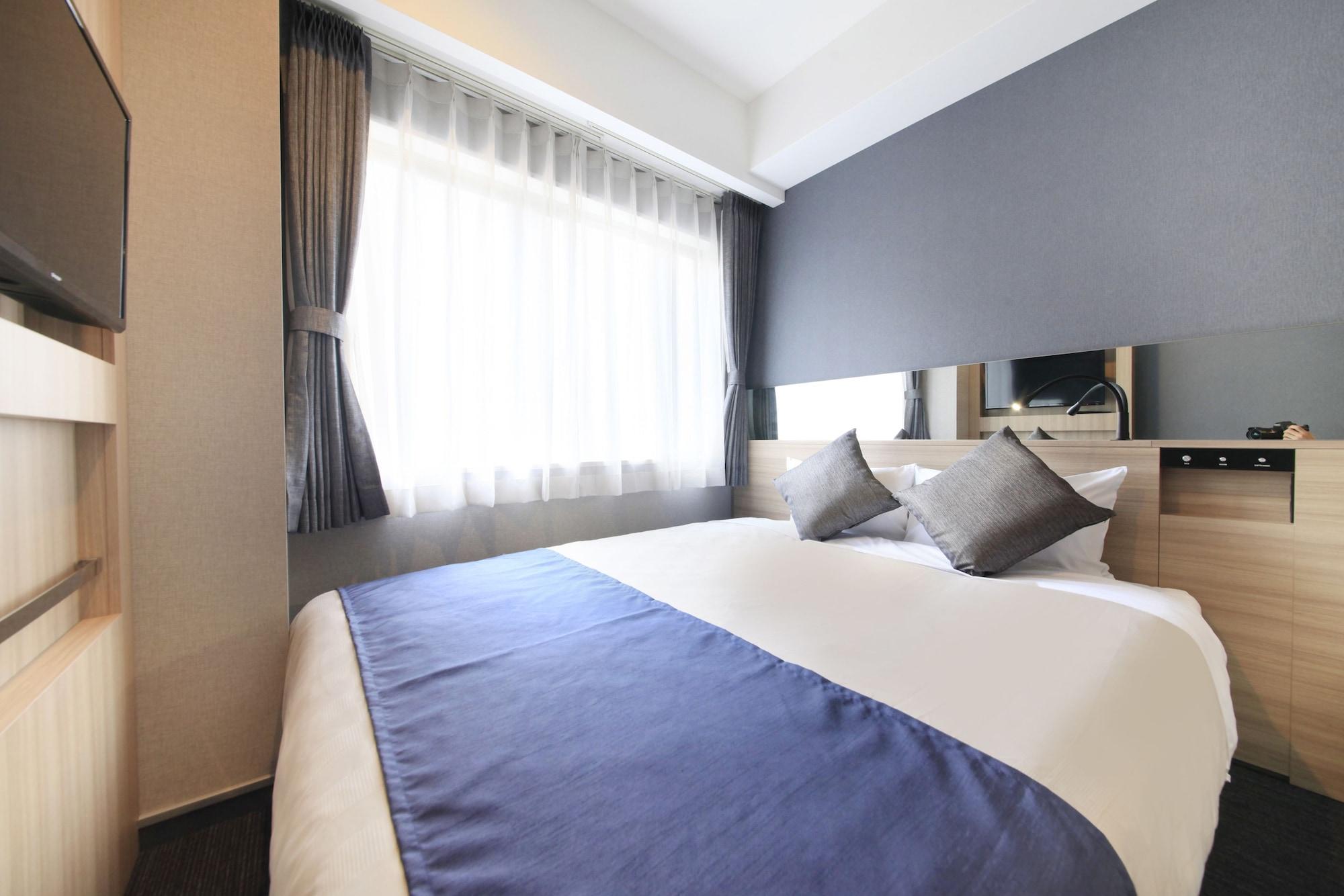 Hotel Quintessa Shinsaibashi Comic & Books