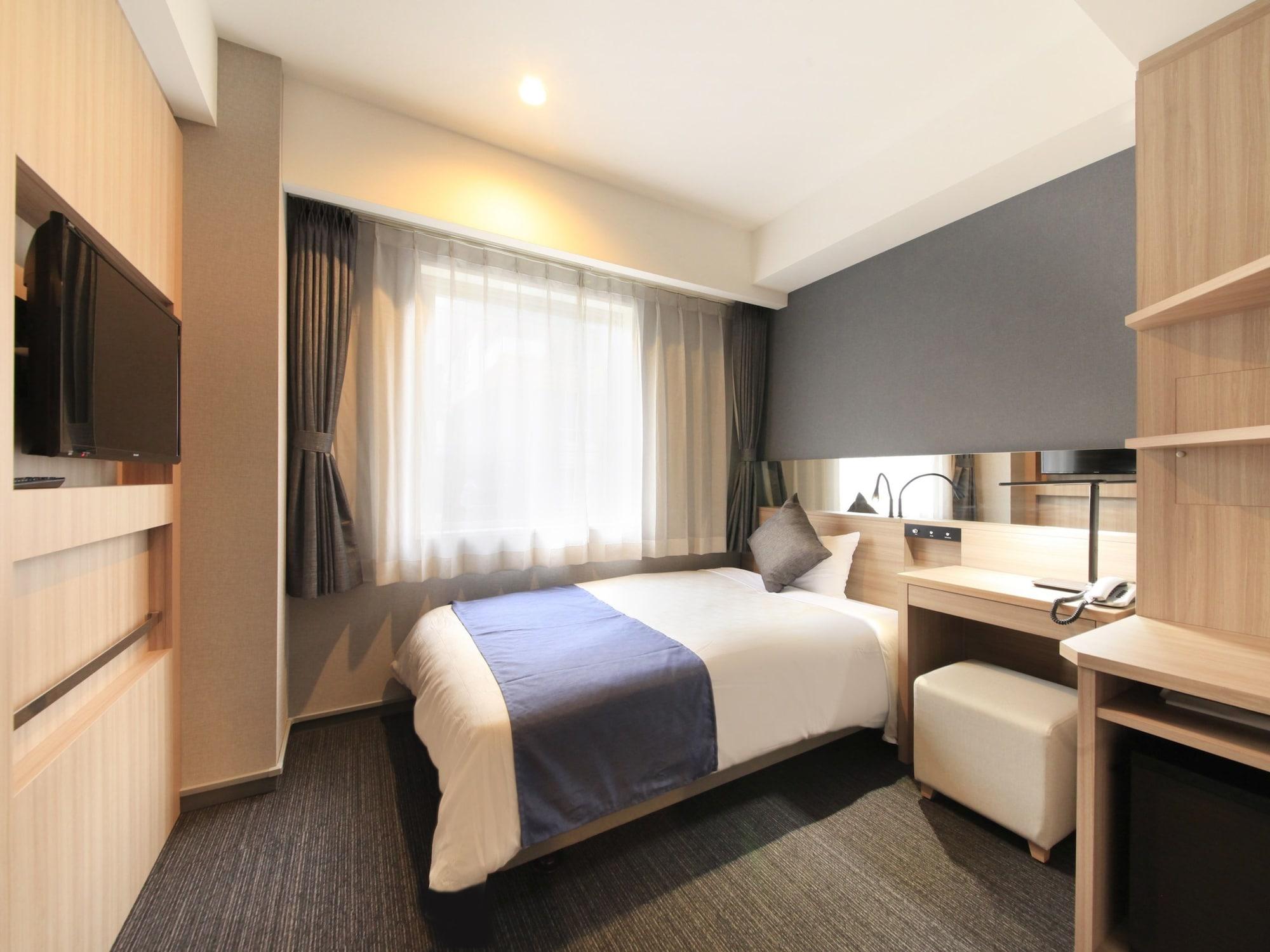 Quintessa Shinsaibashi Comic & Books Hotel Osaka