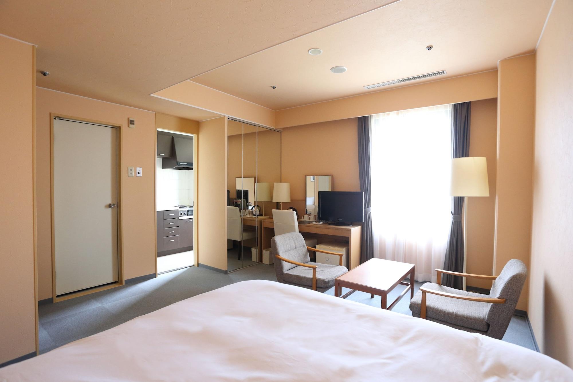 International House Hotel 3*